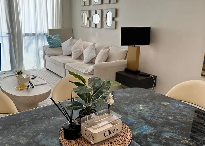 Spacious 2br Near Of Dreams, Airport, Moa, Okada, Ayala Malls, And Solaire Casino With Free 5 Pool Access * Manila