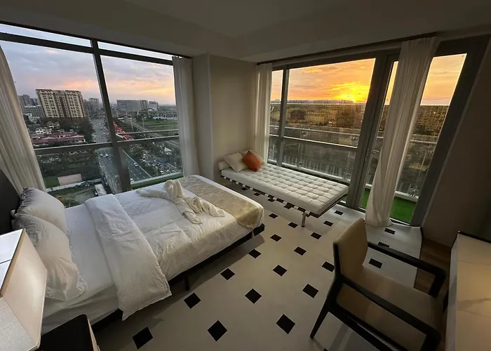 Spacious 2br Near Of Dreams, Airport, Moa, Okada, Ayala Malls, And Solaire Casino With Free 5 Pool Access * Manila